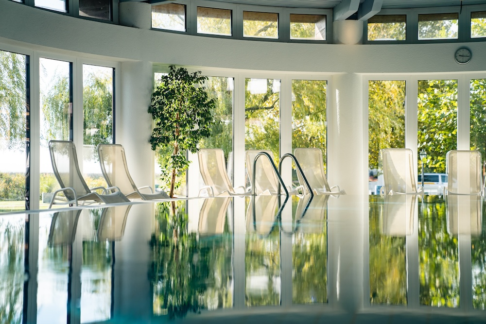 Seehotel Rust Hallenbad Eingang